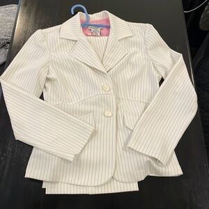 Women’s pinstripe suit size 7/8. Ready to wear - dry cleaned! Jacket and pants.